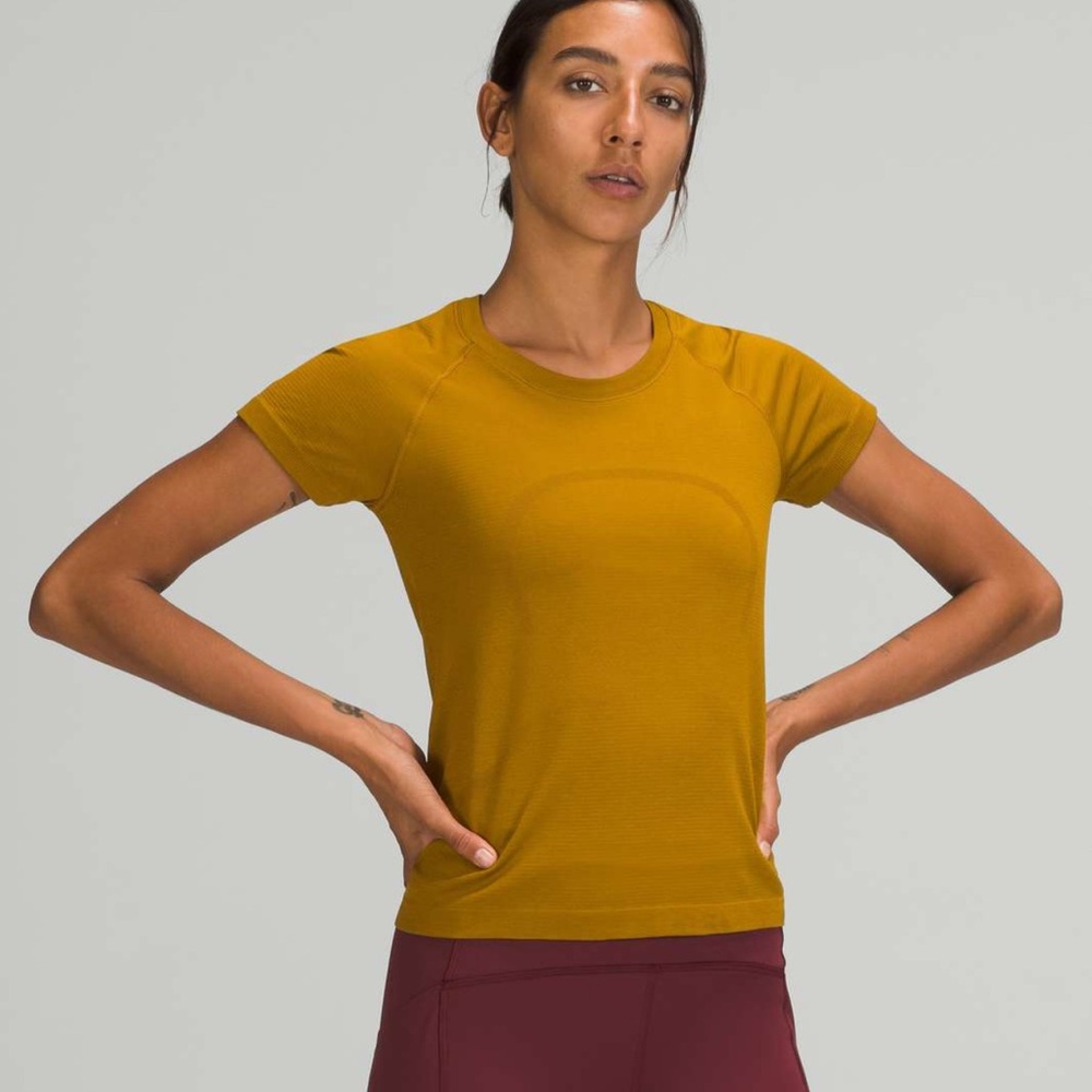 Lululemon Swiftly Tech Short Sleeve Shirt 2.0 *Race Length Gold Spice size 4